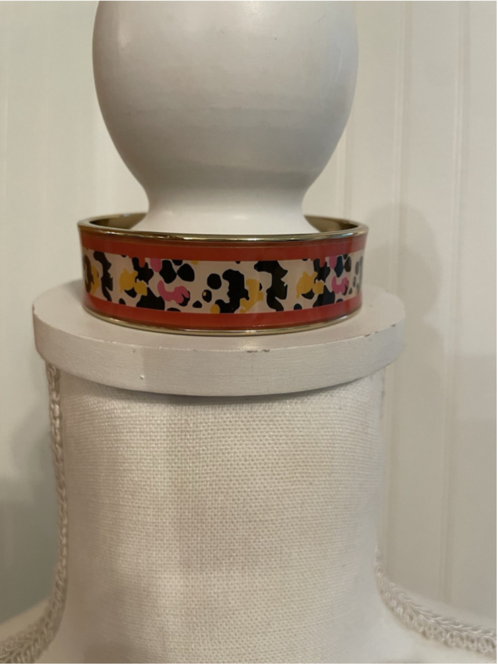 CHICO'S Multi Color Leopard Print Enamel Gold Tone Bangle Bracelet
